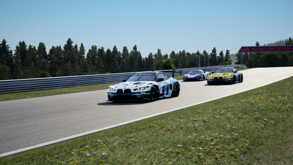 RaceCar in front of Mirage in the first Lap