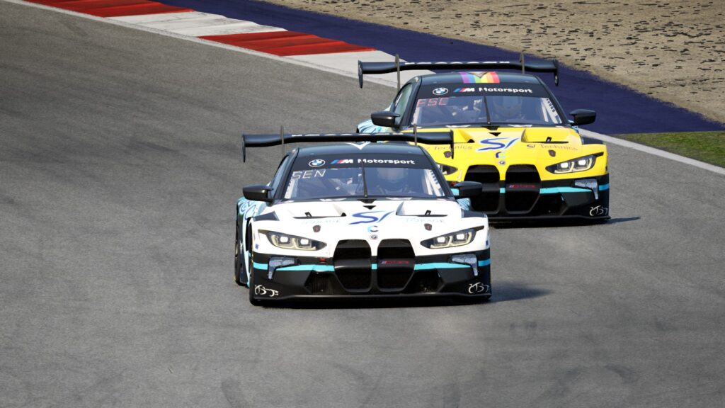 RaceCar in front of Mirage in the first Lap